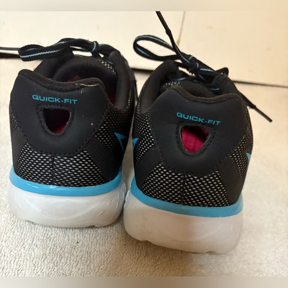 Sketchers #14808 Go Run Quickfit 5 Gen Womens Size 9 Black w/ Aqua Goga Run - Picture 4 of 7